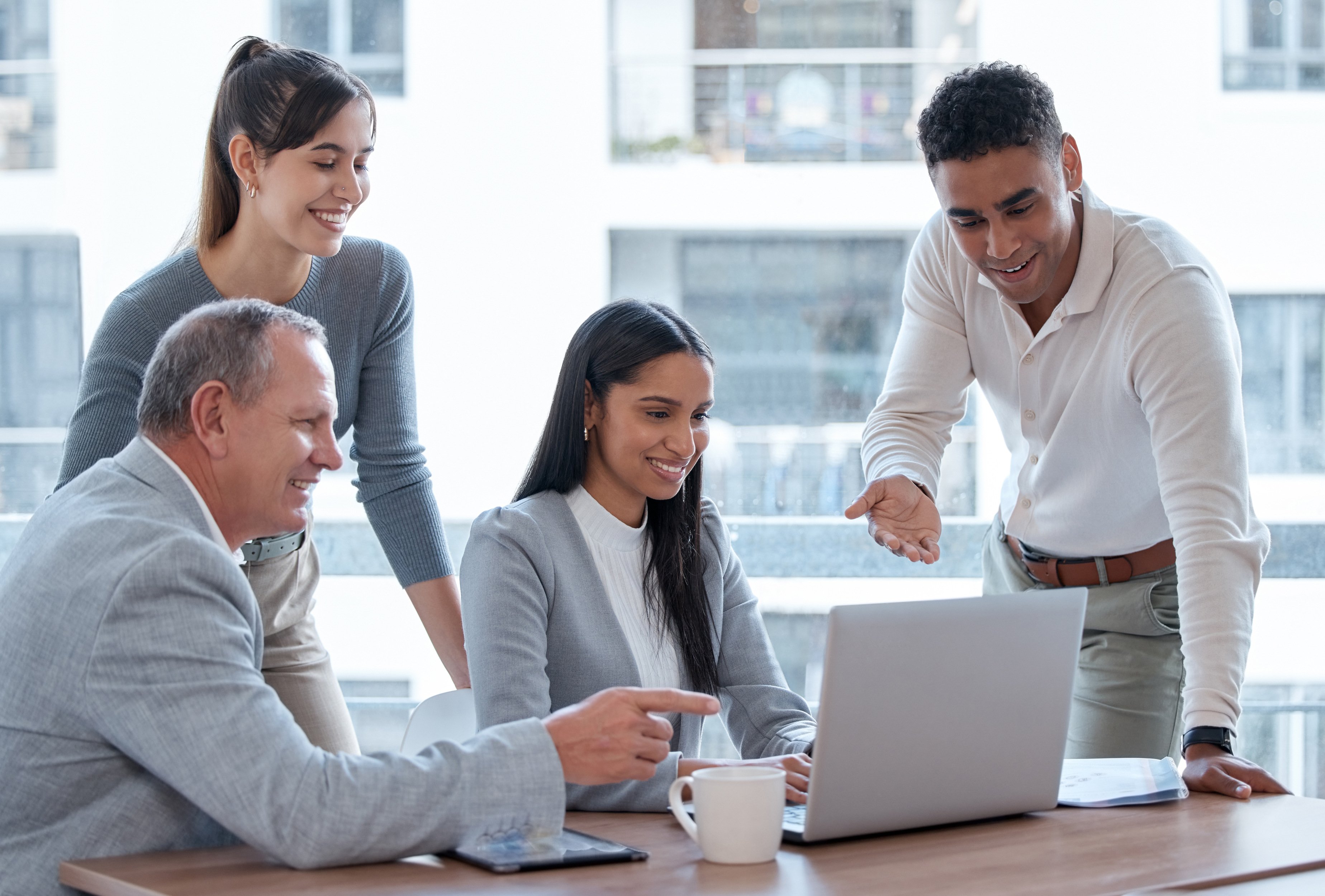 meeting-teamwork-business-people-office-laptop-planning-brainstorming-ideas-reading-email-corporate-discussion-happy-men-women-project-online-research-website